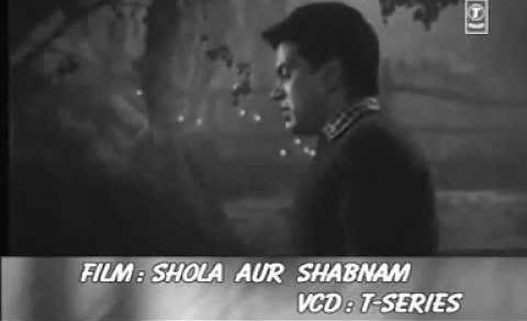 jane kya dhoondti rehti hai - Kaifi Azmi jane kya dhoondti rehti hai - Kaifi Azmi