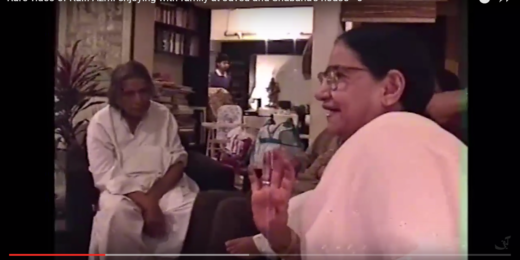 Rare videos of Kaifi Azmi enjoying with family at Javed and Shabana's house
